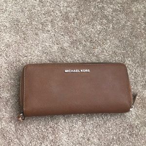 Michale kors wallet